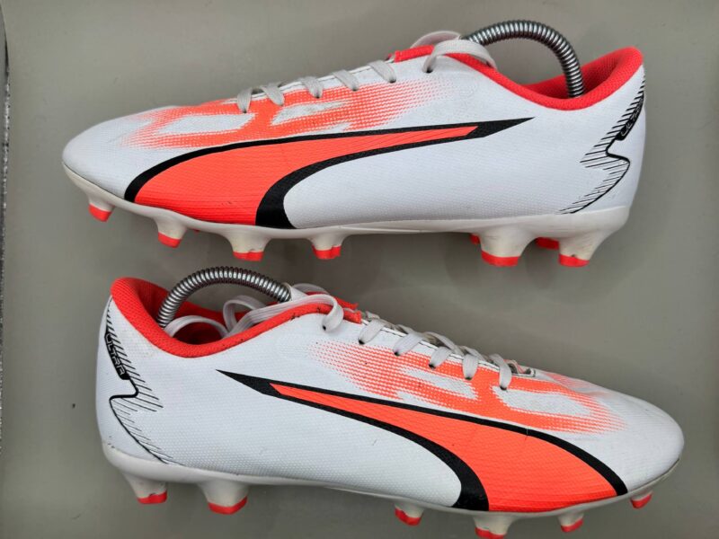Puma Buty do piłki nożnej Ultra Play Fg/Ag 107423 01