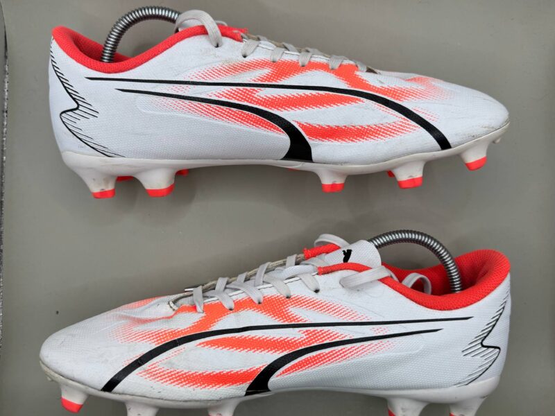 Puma Buty do piłki nożnej Ultra Play Fg/Ag 107423 01